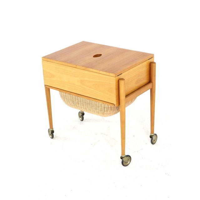 1960s Vintage Lotus Sewing Box, 1960s For Sale - Image 5 of 13