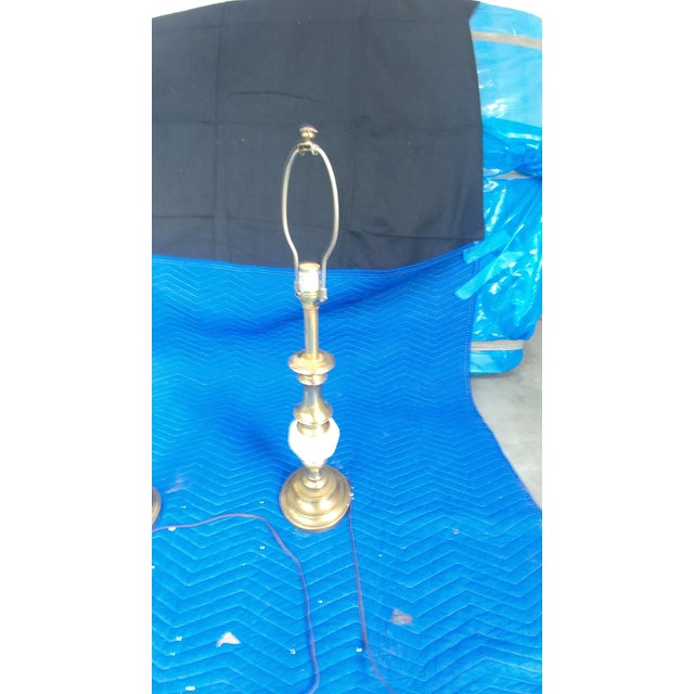 1980s vintage Stiffel lamp. Early American design solid brass lamp with Lenox porcelain accents. The base is 7 inches in...