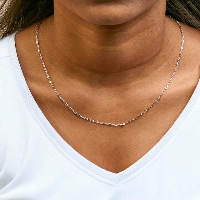 Early 21st Century 14K White Gold Bezel Set 1.00 Cttw Diamond 11 Station Necklace For Sale - Image 5 of 6