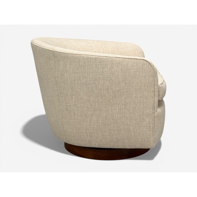 Beige Milo Baughman, Swivel Chairs, Beige Upholstery, Walnut, Usa, 1970s For Sale - Image 8 of 13