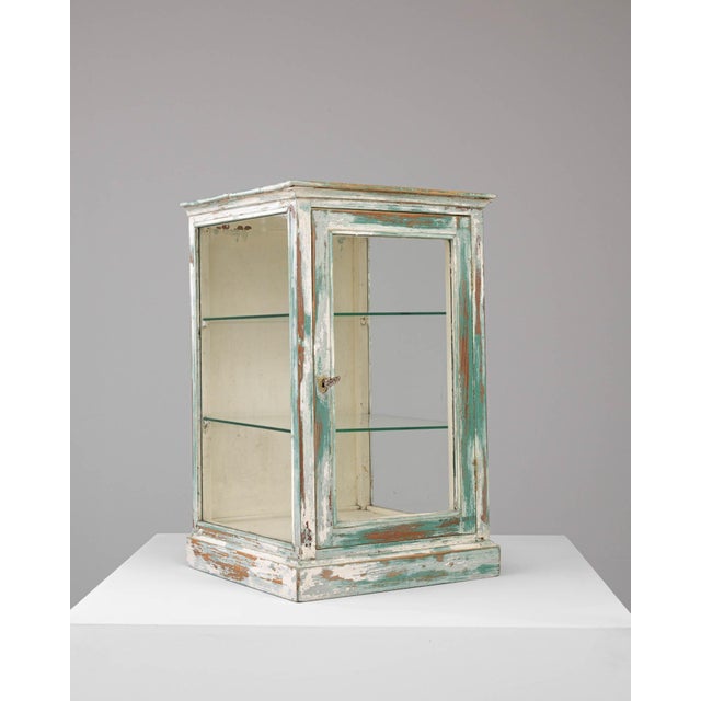 Off-white 1900s French Wood White Patinated Small Vitrine For Sale - Image 8 of 18