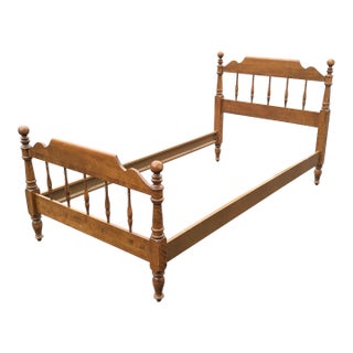 1980s Ethan Allen Heirloom Collection Traditional Solid Maple Twin Spindle Bed Frame For Sale