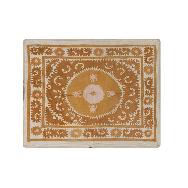 Vintage Suzani from Samarkand, circa 1900s. Material: 100% cotton. Condition: Vintage Origin: Uzbekistan Kindly note: -...