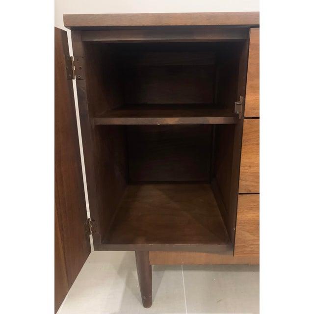 Wood Vintage 1960’s Mid-Century Modern Walnut Sideboard/Console/Credenza With Wood Grain Laminate Top by Stanley Furniture Company For Sale - Image 7 of 12