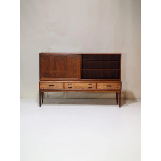 Model 54 Highboard in Kingwood by Kai Kristiansen for Schou Andersen, 1960s For Sale - Image 4 of 18