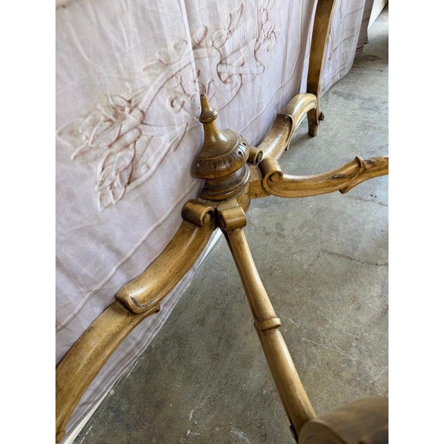 French Louis XV Style Carved Giltwood Console Table With White Marble Top For Sale - Image 15 of 15