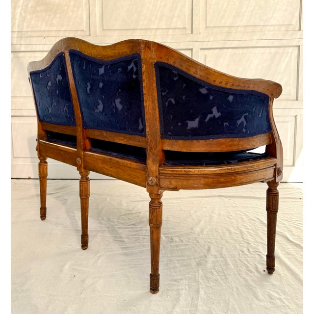 Late 19th Century Late 19th Century Carved Wood Louis XVI Settee With Newly Upholstered Navy Cut Velvet For Sale - Image 5 of 11