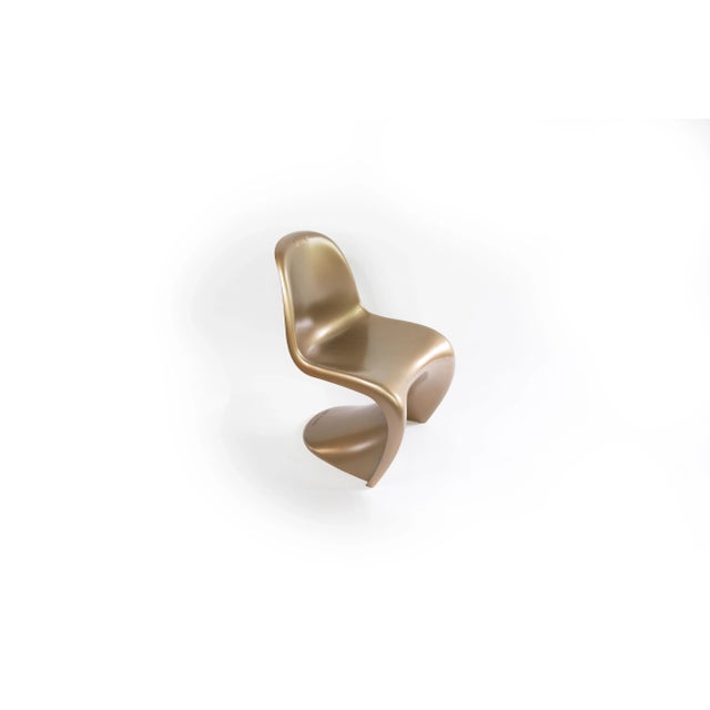 Plastic Panton Chair in Gold from Vitra, 1990s For Sale - Image 7 of 7