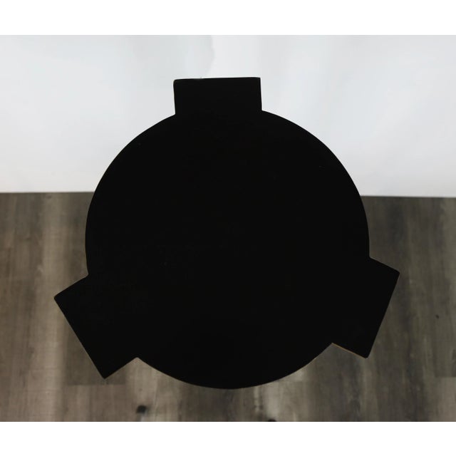 A Pair English Engraved Gilt Wood Top Round Flower Pot Stand Table For Sale - Image 9 of 10