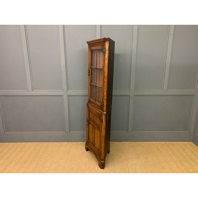 Ipswich Corner Cabinet in Oak, 1930 For Sale - Image 6 of 14