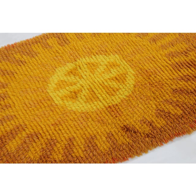 Mid-Century Modern Vintage Swedish Rya Runner With Rust and Gold Sunburst Medallion - Rug & Kilim For Sale - Image 3 of 7