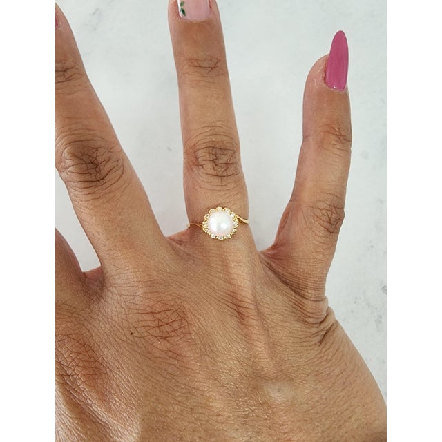 ♥ Product Summary ♥ Main Stone: Freshwater Pearl & Diamonds Pearl Size: 6mm Diamond Cut: Round Band Material: 14k Yellow...