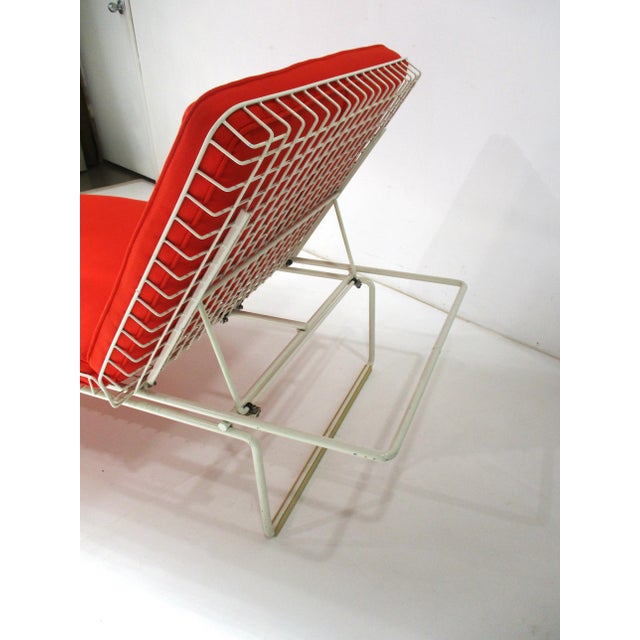 Mid 20th Century Knoll Rare Wire Indoor Chaise Lounge Chair by Richard Schultz For Sale - Image 5 of 11