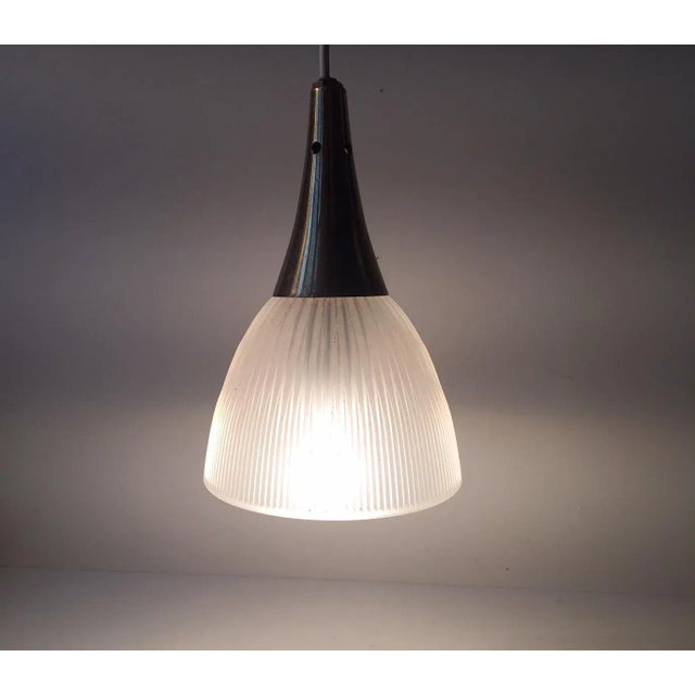 Mid-Century Modern Swedish Window Pendant Light in Brass and Fluted Glass, 1960s For Sale - Image 4 of 6