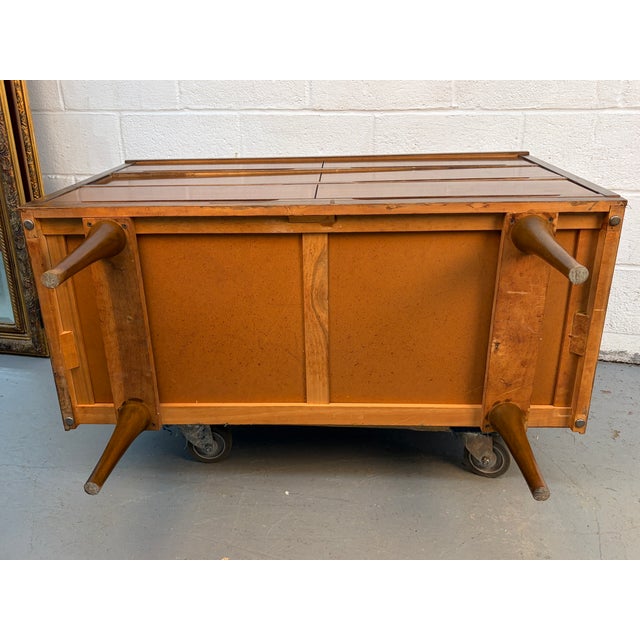 Mid 20th Century Walnut Sculpted Pull Three Drawer Dresser Pair For Sale - Image 10 of 11