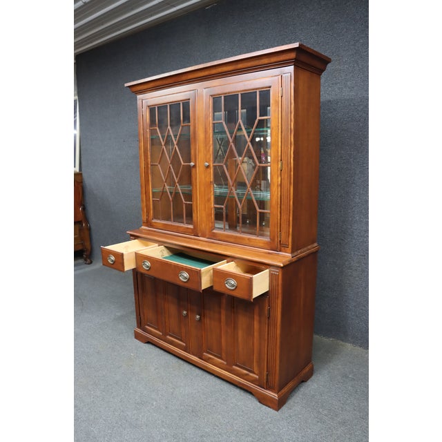 Nichols & Stone Cherry Breakfront Server / Display Cabinet For Sale - Image 15 of 17