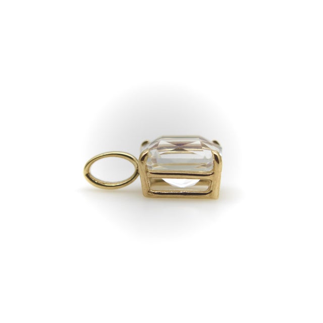 1990s Signature 14k Gold Rainbow Moonstone Pendant For Sale In Los Angeles - Image 6 of 10