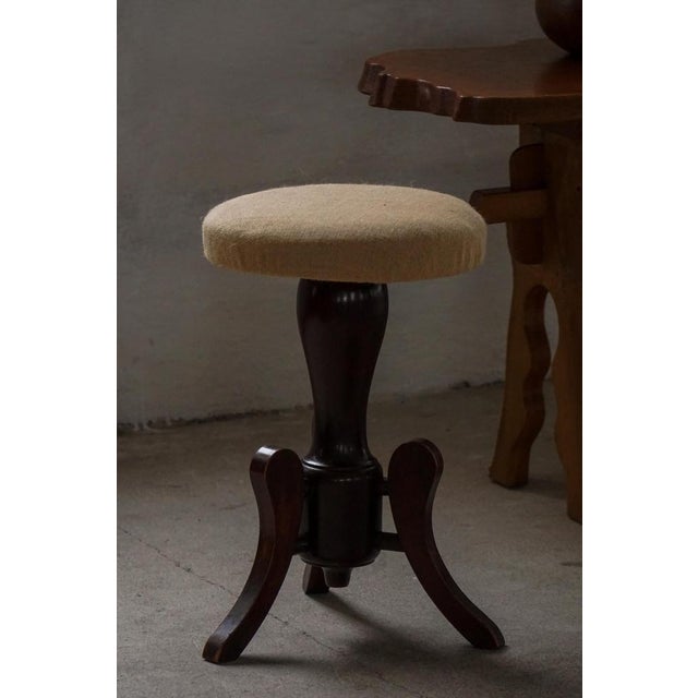Early 20th Century Victorian Adjustable Piano Stool with Hessian Seat, 1920s For Sale - Image 13 of 16