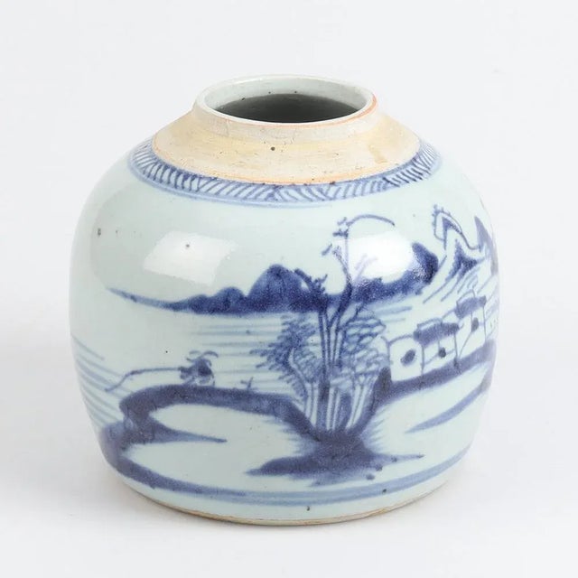 These two Chinese ginger pots come from around 1800 and are still very well preserved. Lower glaze in blue with Chinese...