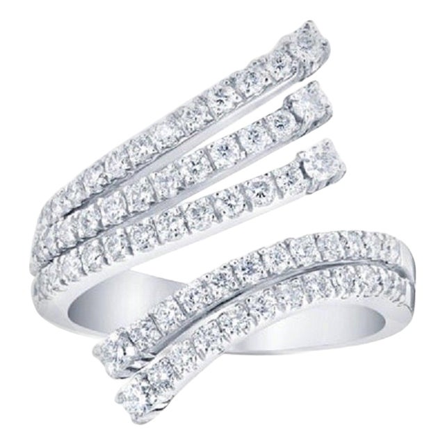 1.01 Carat Diamond Cocktail 14 Karat White Gold Ring, Size 7 For Sale