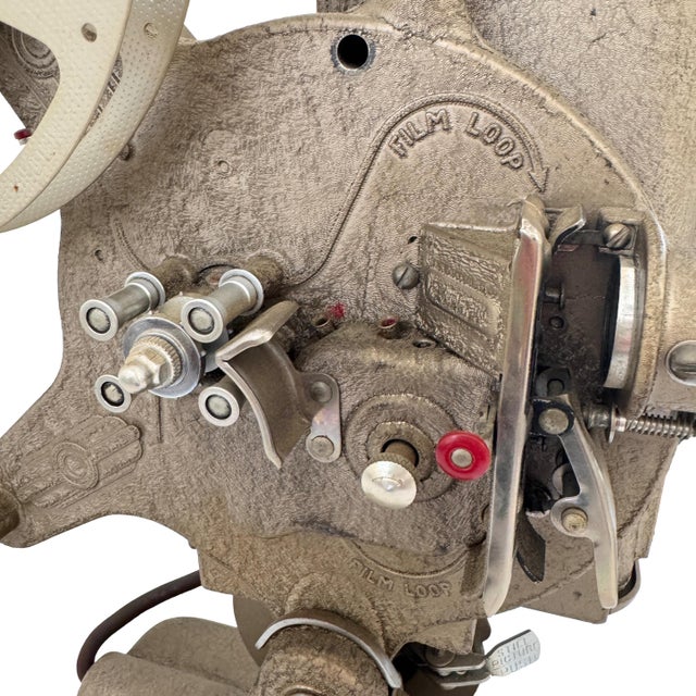 1930s Art Deco Keystone Model a-82 Cast Iron 16mm Movie Projector For Sale - Image 14 of 18