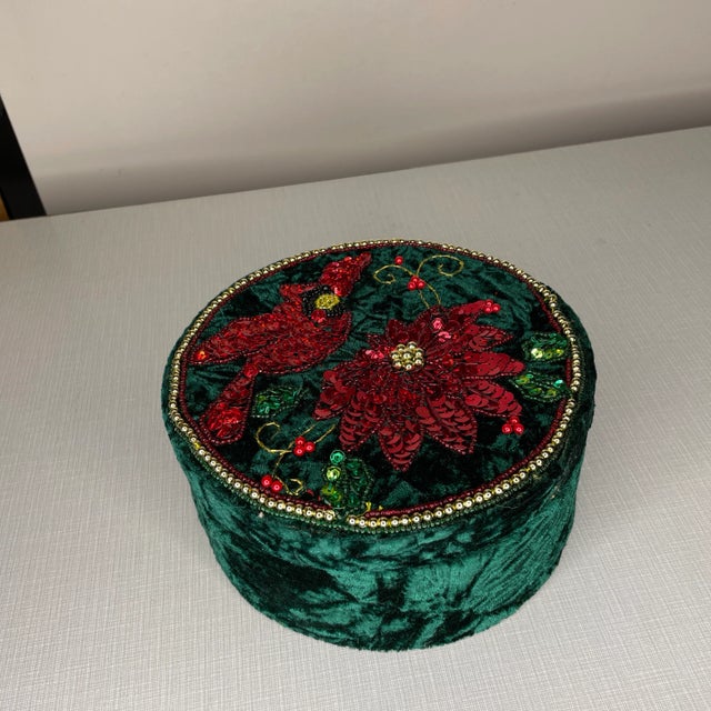 Green Vintage Handmade Bedazzled Green Velvet Box With Lid For Sale - Image 8 of 8