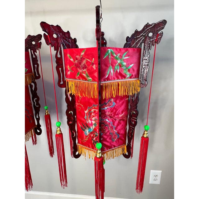 Vintage Mid 20th Century Red Chinese Palace Lanterns With Embroidered Dragons and Tassels - a Pair For Sale In Washington DC - Image 6 of 12