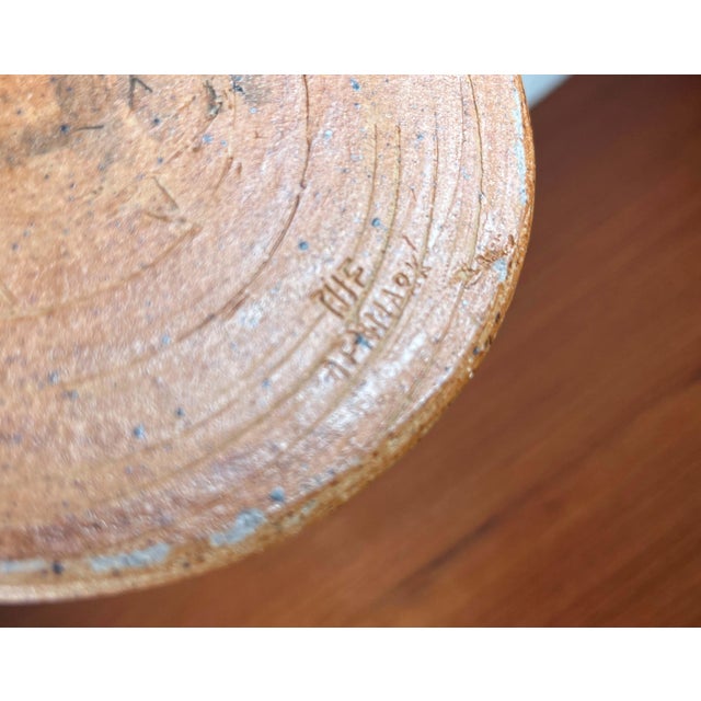 Beige Mid-Century Modern Danish Studio Pottery Bowl by Tue Poulsen for Tue Keramik, 1960s For Sale - Image 8 of 12