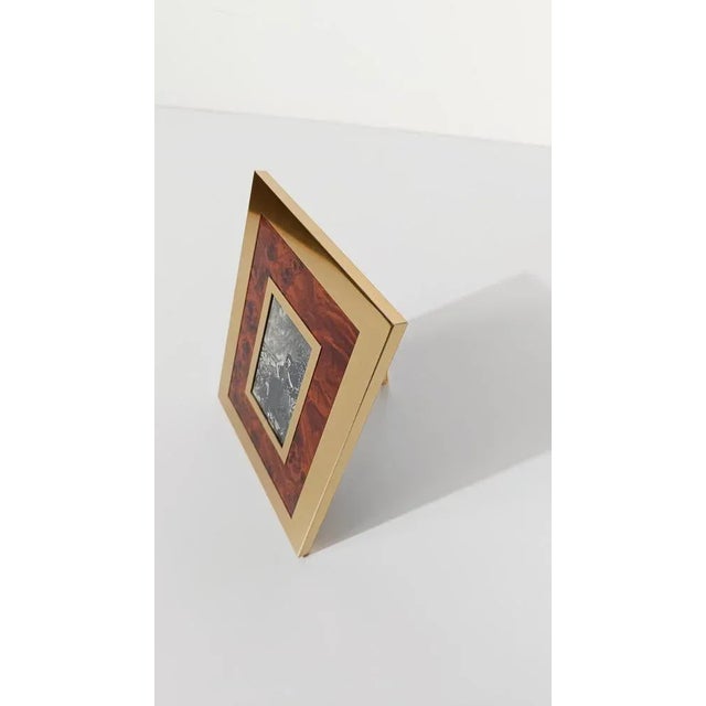 Italian Picture Frame in Gilded Aluminum and Faux Burl Formica in the style of Mascagni, 1970s For Sale - Image 15 of 17