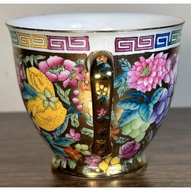 Vintage 1970’s Chinese Zhongguo Chao Cai Gilded Mille Fleur Porcelain Teacup For Sale - Image 4 of 6