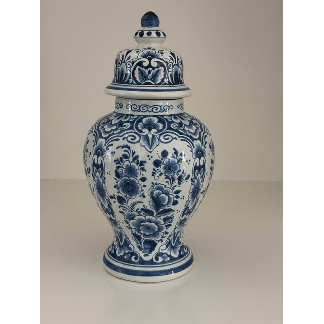 Vintage Dutch Oud Delft Blue and White Vase With Lid For Sale - Image 11 of 13