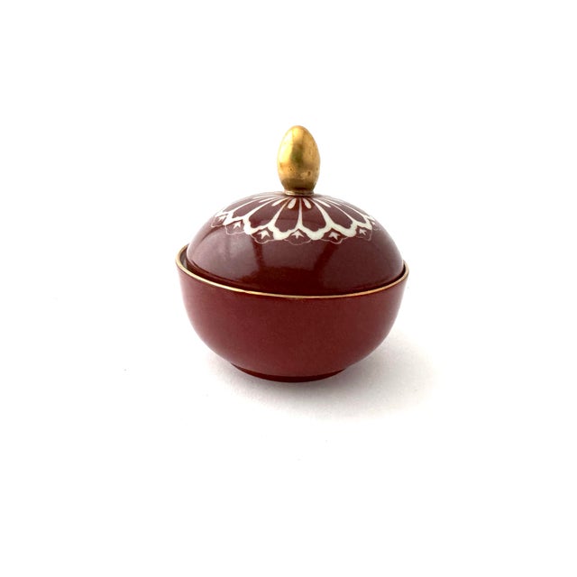 1940s Signed Vintage Suisse Langenthal Oxblood Porcelain Lidded Trinket Box With Gold Finial For Sale - Image 5 of 10