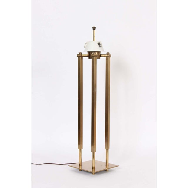 1950s Tall Tommi Parzinger Style Stiffel "Columns" Brass Table Lamp For Sale - Image 5 of 13