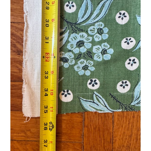 1 Yard of Blue and Green Floral Fabric Leah O'Connell Textiles 'Harriet' in Cricket For Sale In New York - Image 6 of 9