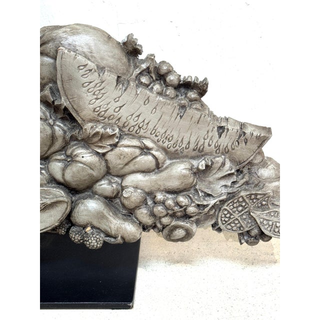 Pair of Continental Carved and Polychromed Wooden Cornucopias, 19th Century For Sale - Image 18 of 18