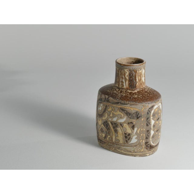 Scandinavian Modern Ceramic Plate and Vase by Nils Thorsson for Royal Copenhagen, 1960s, Set of 2 For Sale - Image 12 of 15