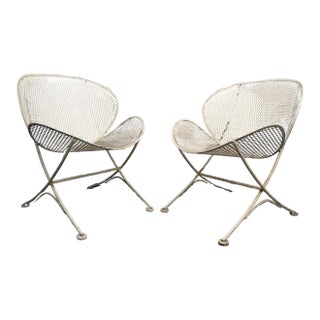 Mid 20th Century Pair of Italian White Metal Clamshell Outdoor Chairs by Tempestini, Attributed For Sale