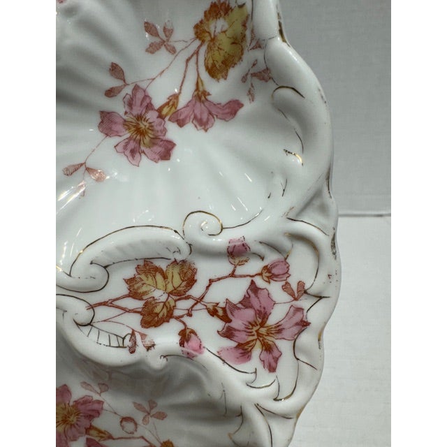 Antique Porcelain Floral Oyster Plate Attributed to Marx and Gutherz - Austria For Sale - Image 4 of 9