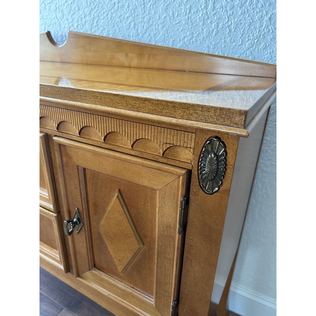 Late 20th Century Stanley Furniture Italian Neoclassical Style Blonde Buffet Sideboard For Sale - Image 10 of 12