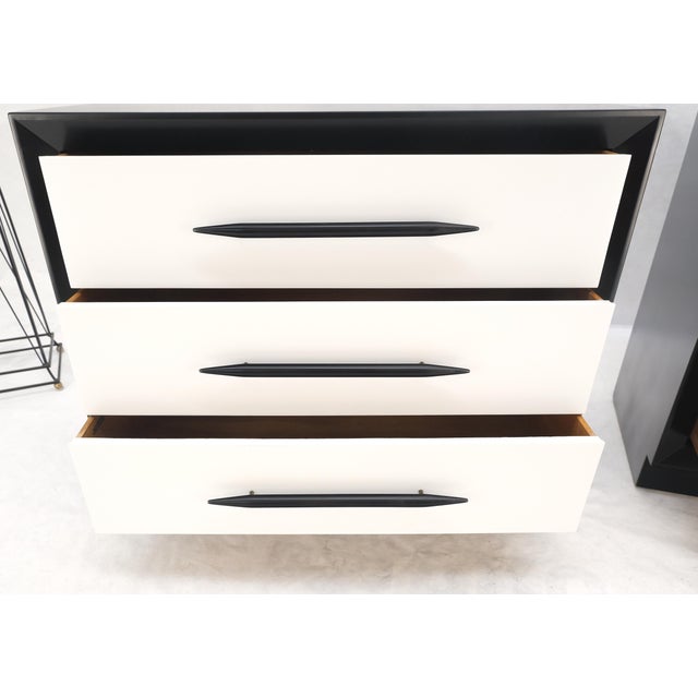 Pair of Black & White James Mont Style Bachelor 3 Drawer Chests Mid Century MINT For Sale - Image 14 of 15