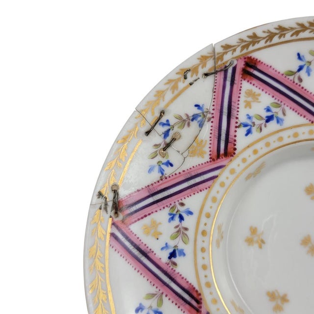 Antique Trembleuse Chocolate Cup and Saucer from Manufacture De La Reine, 1800, Set of 3 For Sale - Image 14 of 16