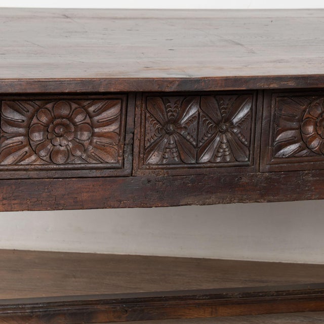 18th Century Spanish Console Table With Two Carved Drawers For Sale - Image 10 of 18