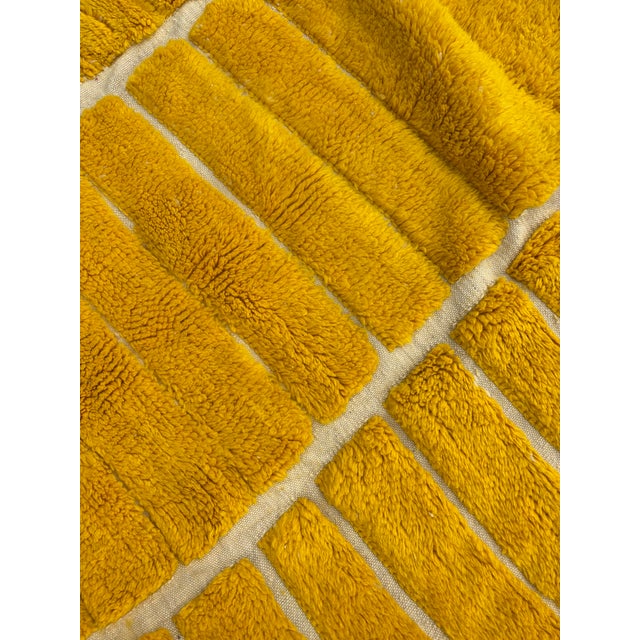 Mid-Century Modern Vintage Hand-Knotted Moroccan Mrirt Rug, 2010s For Sale - Image 3 of 11