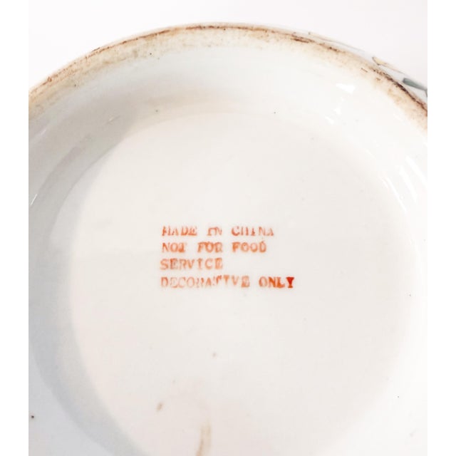 1960's Chinese Export Tiger Lily Botanical Porcelain Bowl 10.75” For Sale - Image 9 of 9