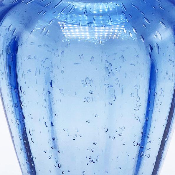 This is a blue ribbed Murano vase by Martinuzzi Soffiato, c. 1920.