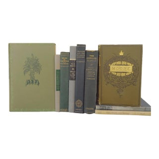 Vintage Dark Blue & Green Classics Poetry Collection Shakespeare, Milton, Moore, Longfellow, Goldsmith, Nash - Set of 9 For Sale