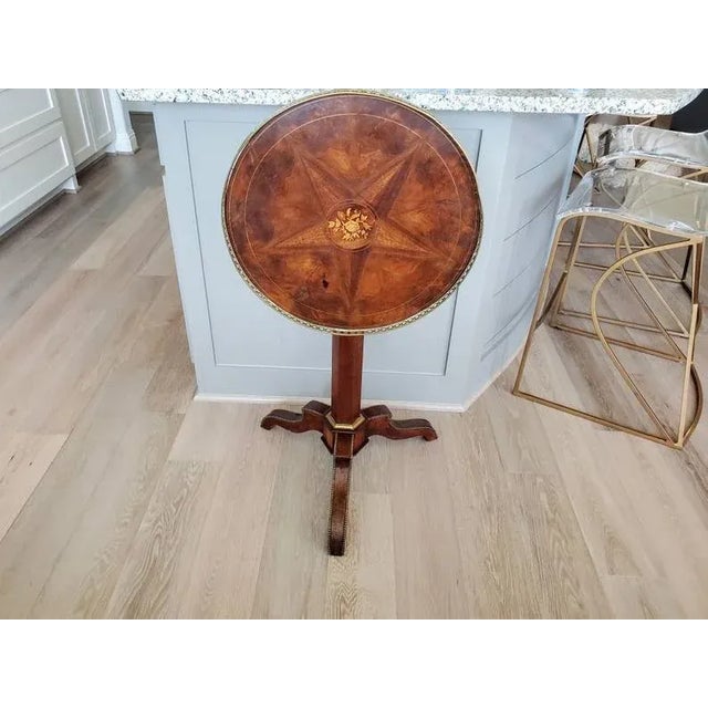 18th Century French Louis XVI Tilt-Top Guéridon For Sale In Dallas - Image 6 of 11