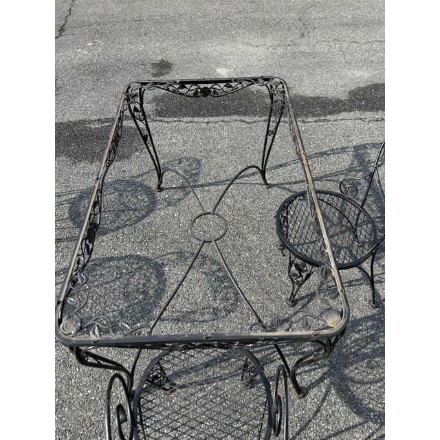 1960s Vintage Chantilly Rose Wrought Iron Patio Set by Russell Woodard, Attributed For Sale - Image 5 of 8