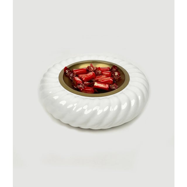1970s Italian Ashtray in White Ceramic and Brass by Tommaso Barbi, 1970s For Sale - Image 5 of 12