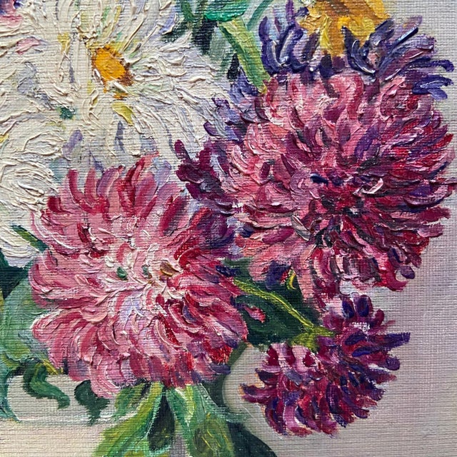 1960s French Artist, Still Life of a Vase of Dahlias, 1960s, Oil on Canvas For Sale - Image 5 of 10